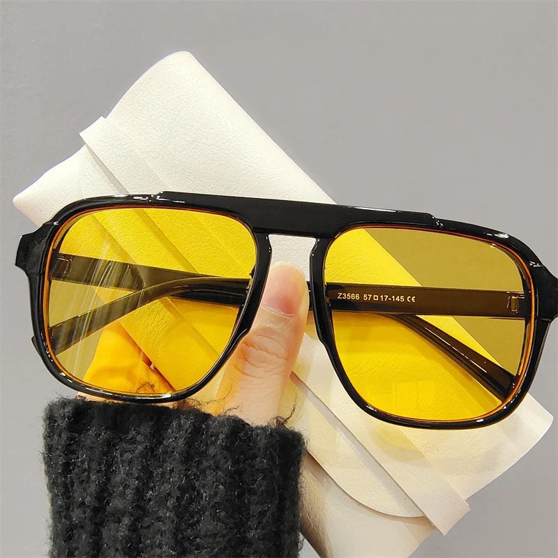 Vintage Fashion And Design - New Oversized Frame Sunglasses Classic Women's