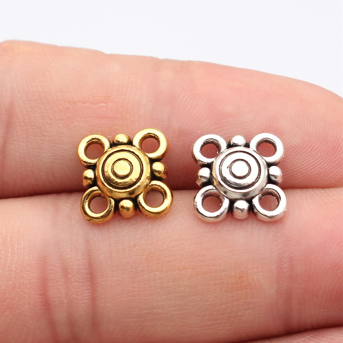 Vintage Fashion Stores - WYSIWYG 20pcs 15x15mm Antique Silver Color