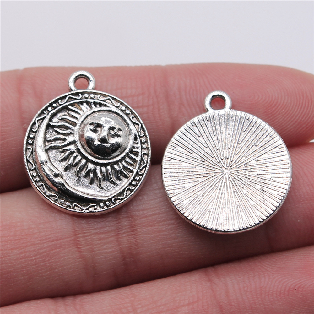 Vintage Fashion Words - 4pcs 19x23mm Antique Silver Color Sun