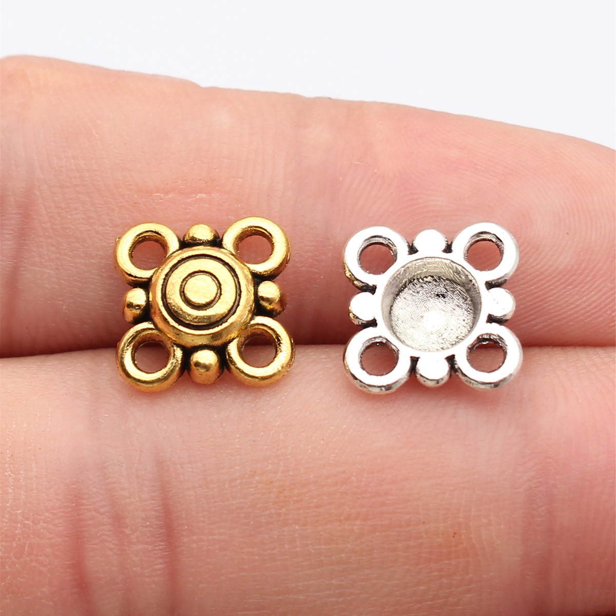 WYSIWYG 20pcs 15x15mm Antique  - Vintage Fashion Stores recension och pris