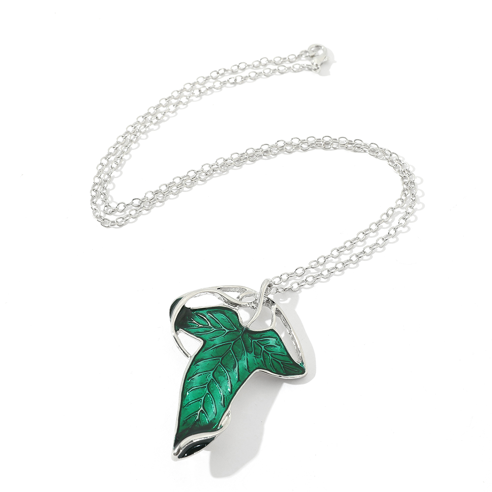 Vintage Green Leaf Pendant Nec - Vintage Fashion Stores recension och pris
