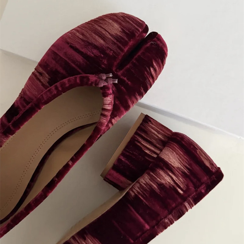 Fashion Pleated Designer Flann - Vintage Fashion And Design recension och pris
